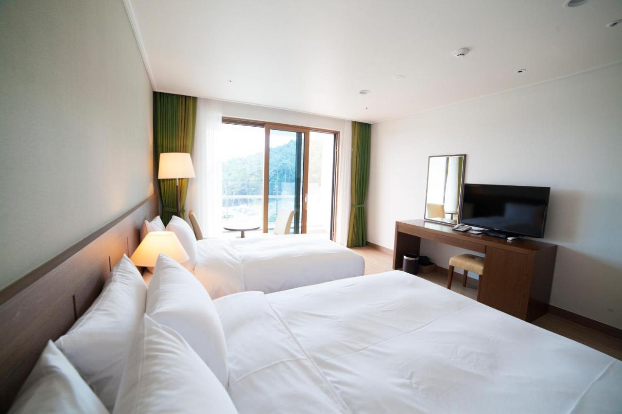 Dongwon Youthhostel Tongyeong Ngoại thất bức ảnh