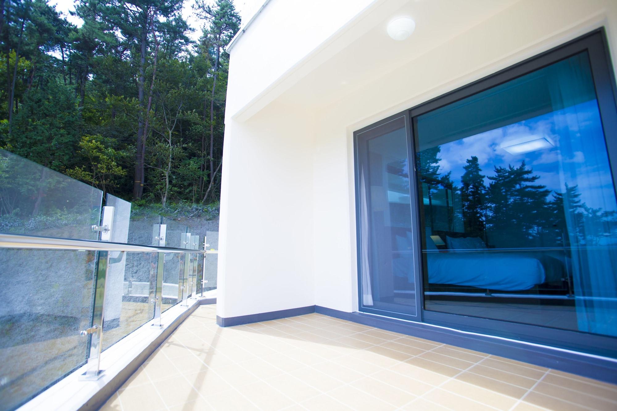 Dongwon Youthhostel Tongyeong Ngoại thất bức ảnh